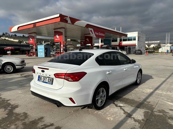 DÜŞÜK KM TEMİZ DİZEL OTOMATİK 2020 FOCUS