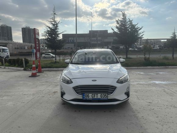 DÜŞÜK KM TEMİZ DİZEL OTOMATİK 2020 FOCUS