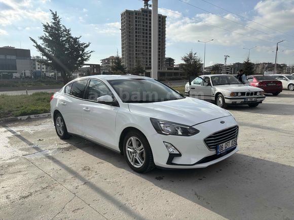 DÜŞÜK KM TEMİZ DİZEL OTOMATİK 2020 FOCUS