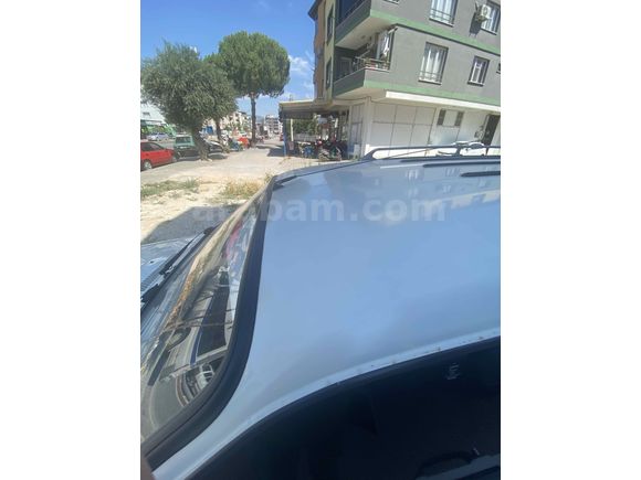 ALTÜRK OTOMOTİV den  Renault R 12 Toros 1996 Model Manisa