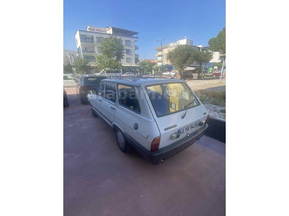 ALTÜRK OTOMOTİV den  Renault R 12 Toros 1996 Model Manisa