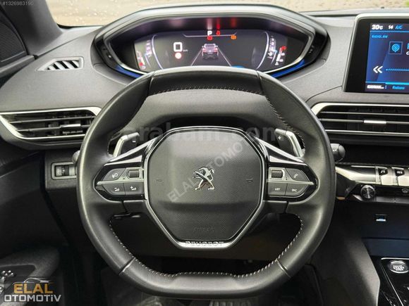 2023 MODEL HATASIZ BOYASIZ 3008 28 BİN KM