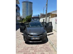 Sahibinden Kia XCeed 1.5 T-GDI Elegance 2025 Model