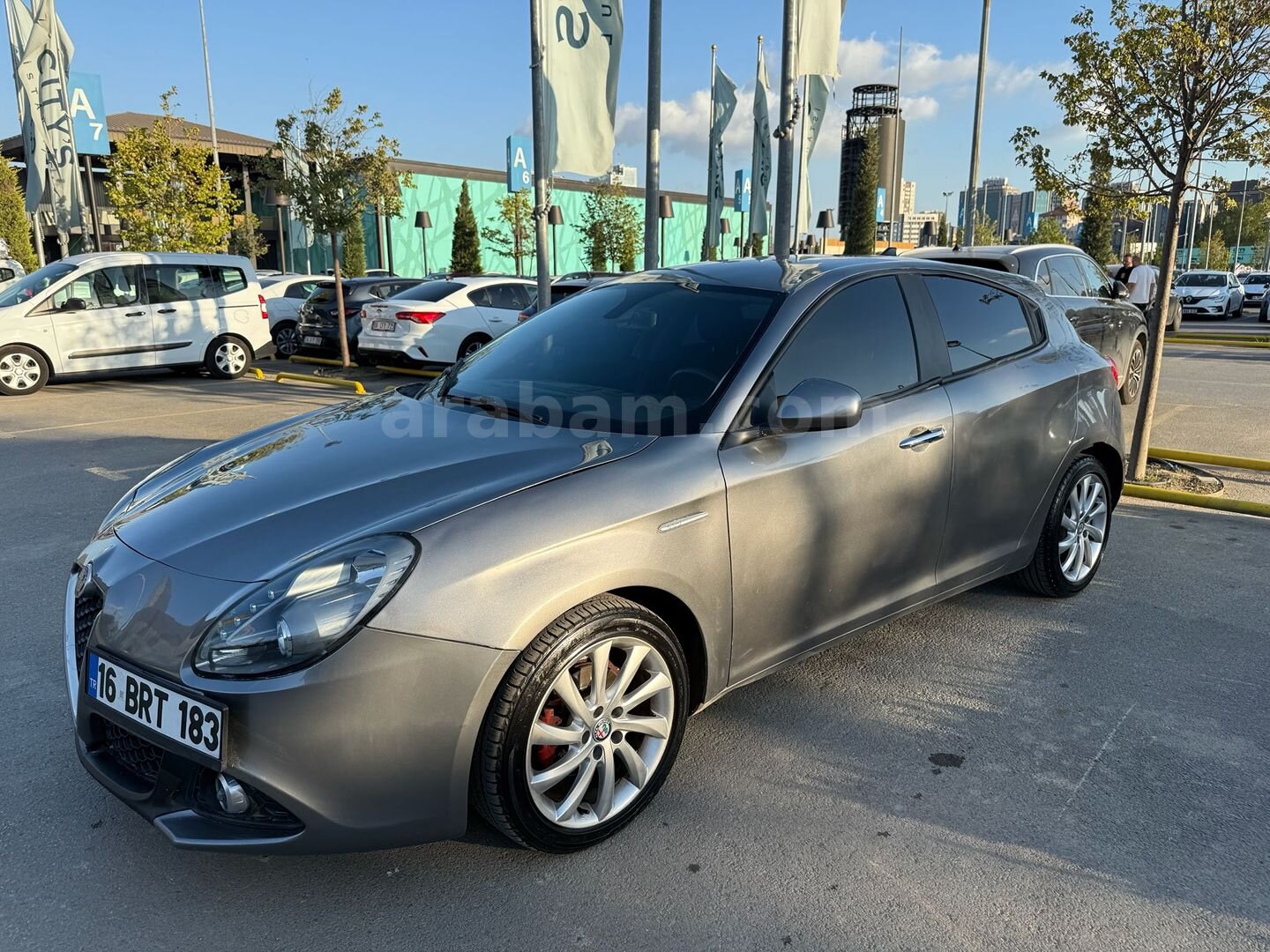 Sahibinden Alfa Romeo Giulietta 1.6 JTD Progression 2018 Model İstanbul 182.000 km Gri 6