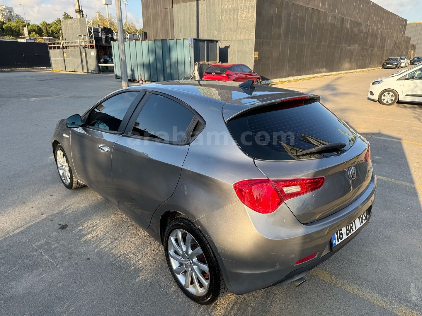 Sahibinden Alfa Romeo Giulietta 1.6 JTD Progression 2018 Model İstanbul 182.000 km Gri 5
