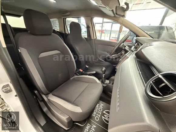 MOTTO MOTORS-Duster 1.6 Sce Eco-G Comfort 4x2