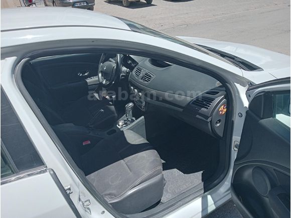 Sahibinden Renault Megane 1.6 Touch 2013 Model