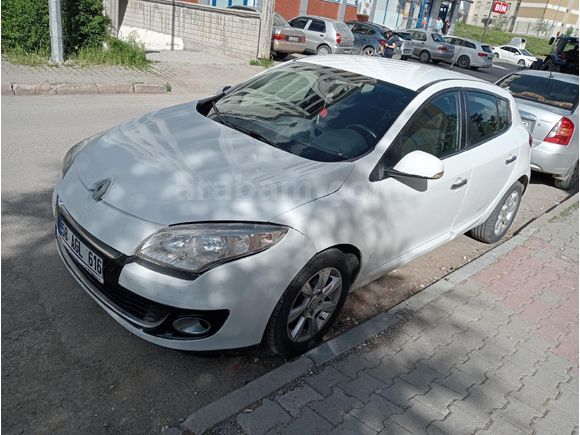 Sahibinden Renault Megane 1.6 Touch 2013 Model