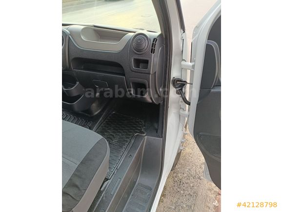 2015 RENAULT MASTER ÇİFT TEKER 17M3 YÜKSEK TAVAN HATASIZ KAMYON