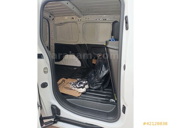 2025 OPEL COMBO CARGO EDİTİON 1.5D 11 BİN KMDE HATASIZ SIFIR AYR