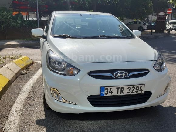 Sahibinden Hyundai Accent Blue 1.6 CRDI Mode Plus - 110.000 km