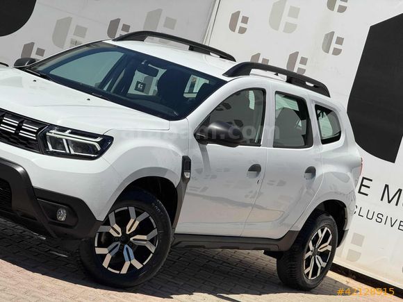 2023 DUSTER ESSENTİAL HATASIZ-BOYASIZ-4X4-39.500KM