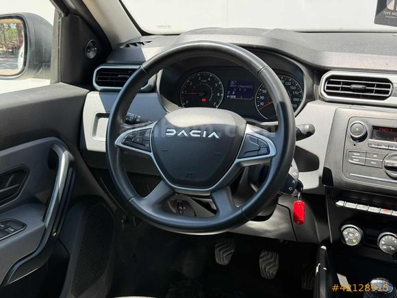 2023 DUSTER ESSENTİAL HATASIZ-BOYASIZ-4X4-39.500KM