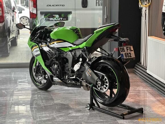Galeriden Kawasaki Ninja ZX 6R 2025 Model Ankara 6.001 km Yeşil