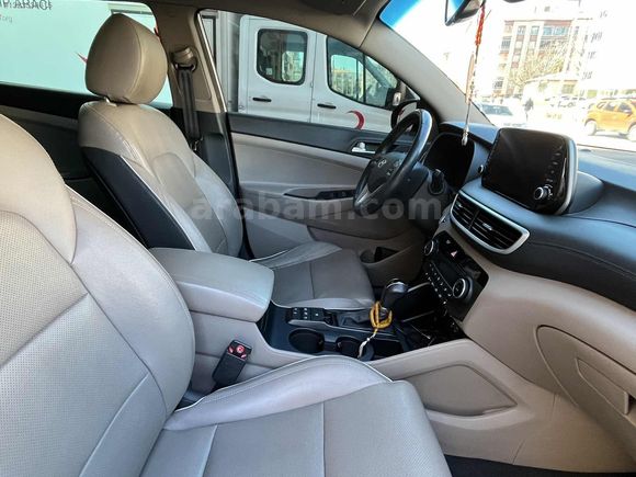 2018 TUCSON 1.6CRDI 4x4 HATASIZ AYARINDA 95 BİN KM.