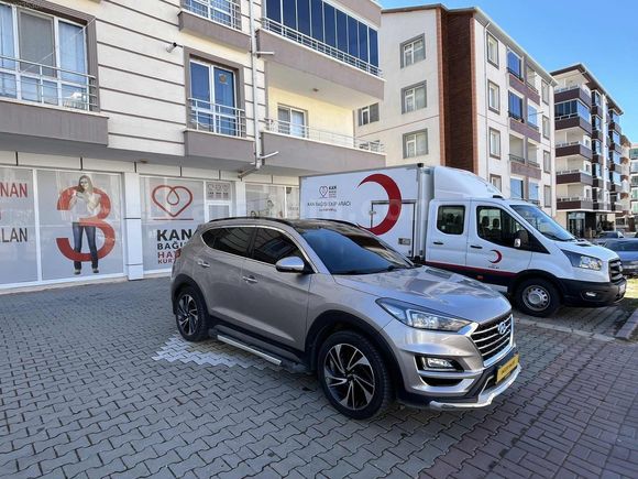 2018 TUCSON 1.6CRDI 4x4 HATASIZ AYARINDA 95 BİN KM.