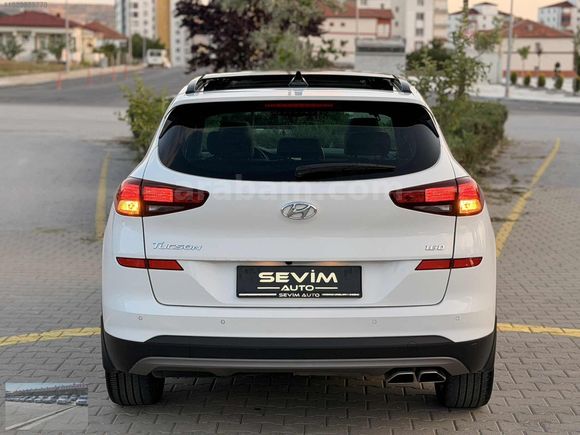 /SEVİM AUTO'DAN/2019 HYUNDAİ TUCSON 1.6 CRDİ 4X2 ELİTE 90'BİN'DE