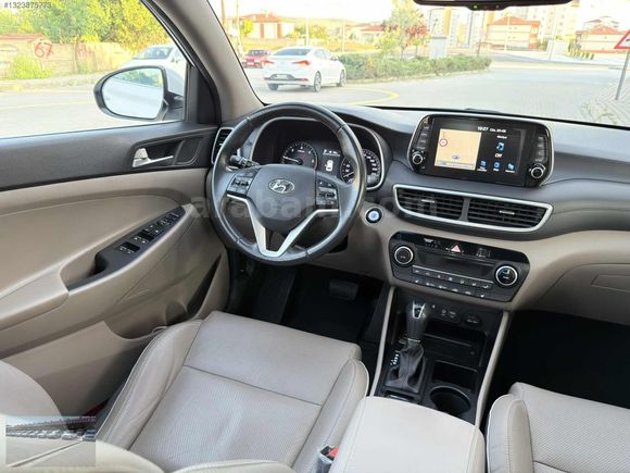 /SEVİM AUTO'DAN/2019 HYUNDAİ TUCSON 1.6 CRDİ 4X2 ELİTE 90'BİN'DE