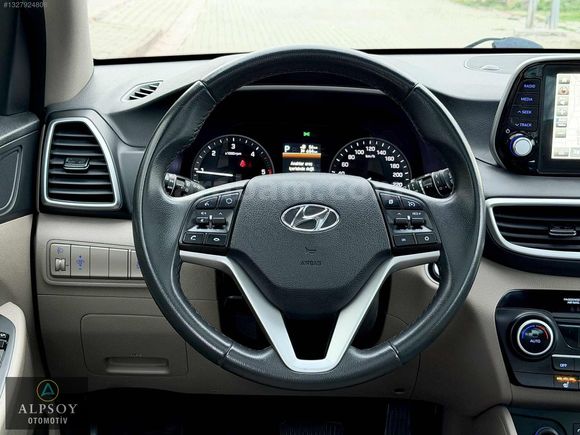 HATASIZ BOYASIZ **39 BİN KM'de** 2019 MODEL SERVİS BAKIMLI ELİTE