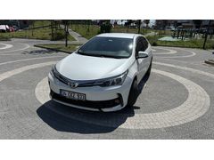 Sahibinden Toyota Corolla 1.33 Life 2015 Model  80.000 km Beyaz