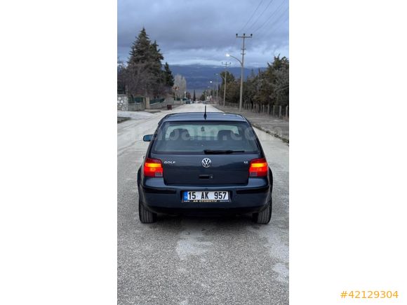 2002 MODEL WV GOLF 1.6 DEĞİŞENSİZ OTOMATİK