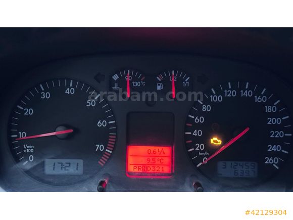 2002 MODEL WV GOLF 1.6 DEĞİŞENSİZ OTOMATİK