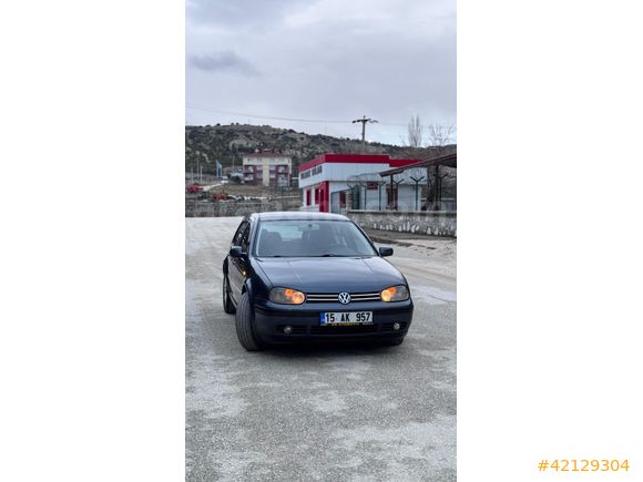 2002 MODEL WV GOLF 1.6 DEĞİŞENSİZ OTOMATİK