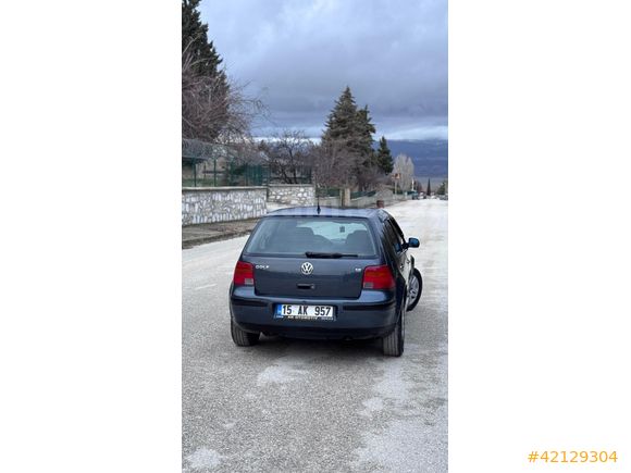 2002 MODEL WV GOLF 1.6 DEĞİŞENSİZ OTOMATİK