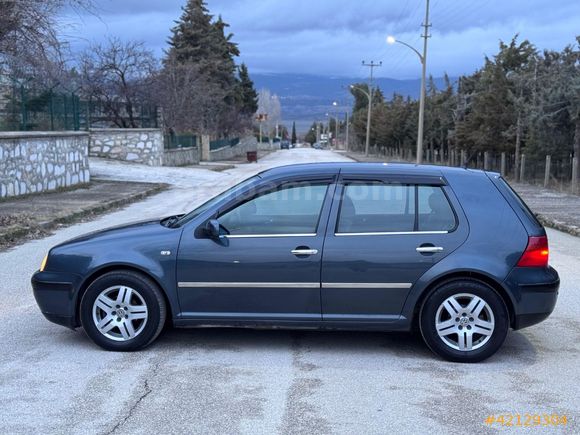 2002 MODEL WV GOLF 1.6 DEĞİŞENSİZ OTOMATİK