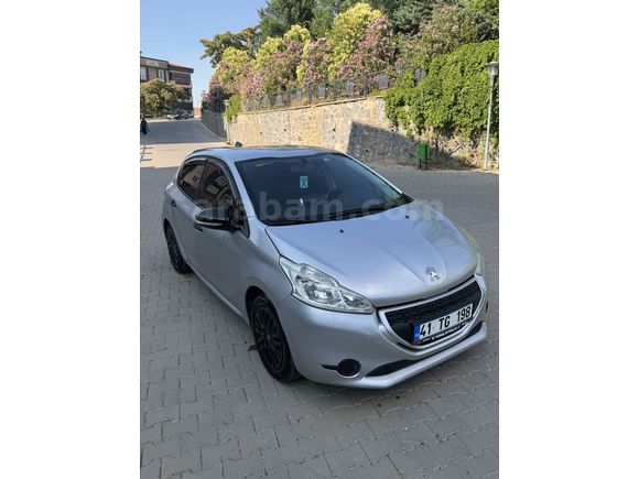 Sahibinden Peugeot 208 1.2 VTi Access 2012 Model 