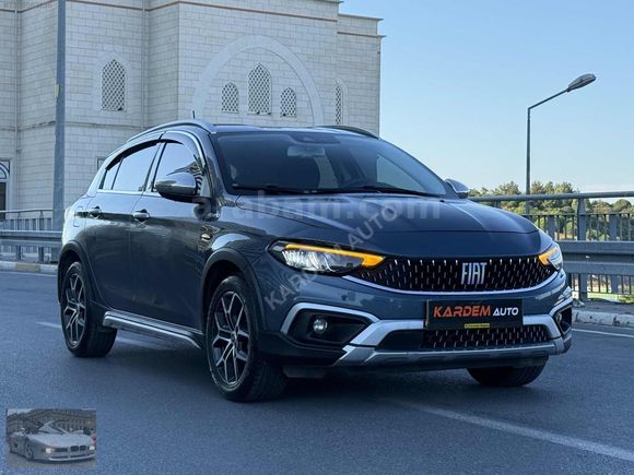 KARDEM AUTO/DAN 2023 EGEA CROSS 1.5 HİBRİT LOUNGE PLUS