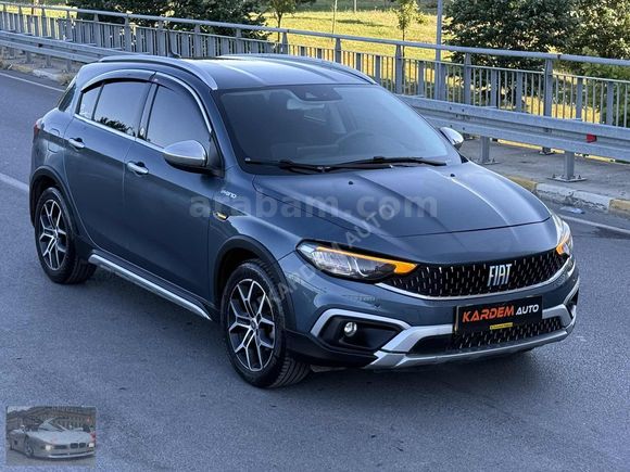 KARDEM AUTO/DAN 2023 EGEA CROSS 1.5 HİBRİT LOUNGE PLUS