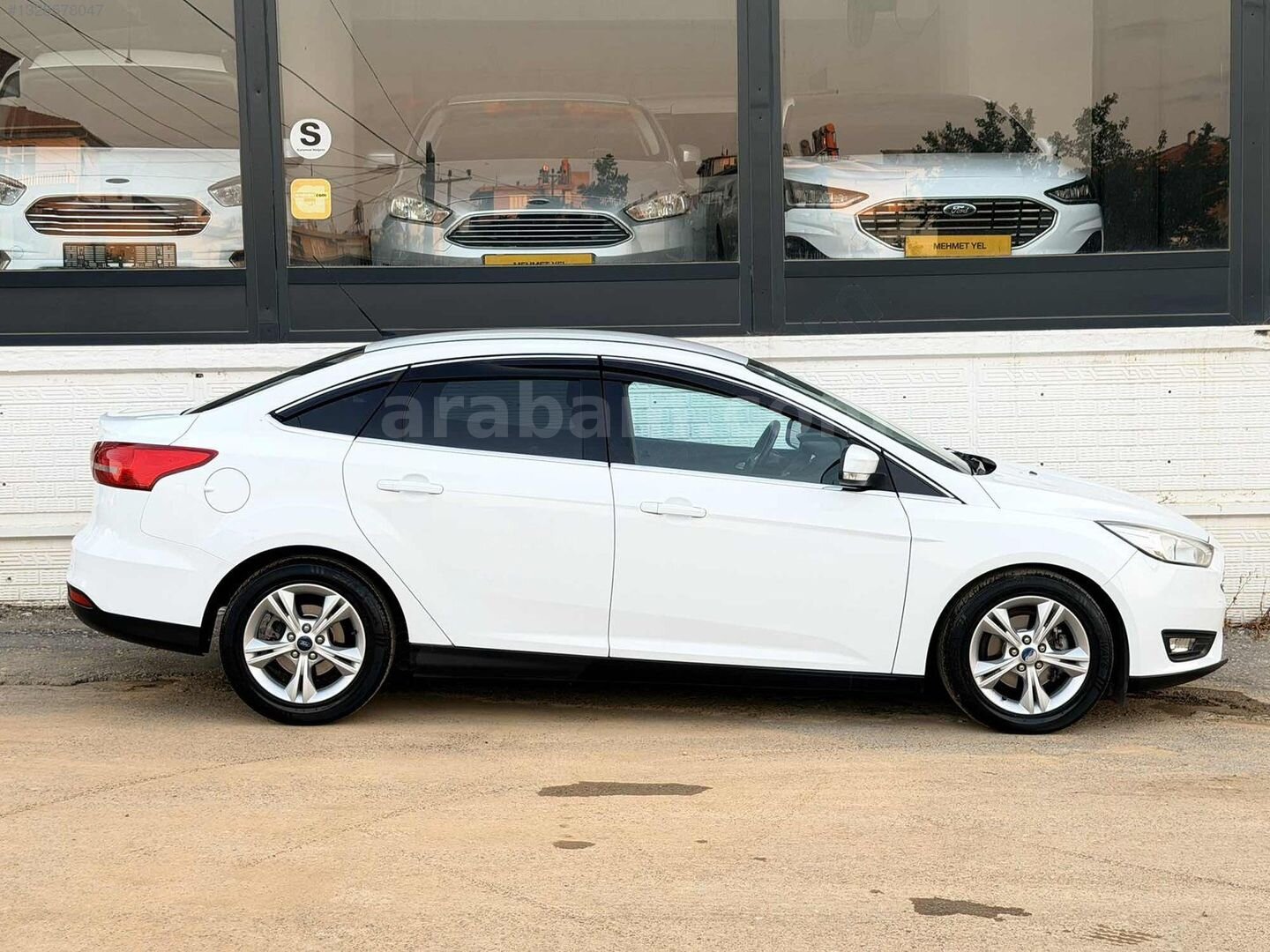 Galeriden Ford Focus 1.5 TDCi Style 2016 Model Antalya 144.950 km Beyaz 6