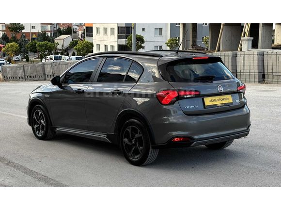 ACİL SATILIK 2023 MODEL EGEA CROSS HATASIZ DÜŞÜK KM