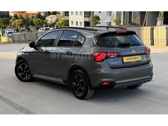 ACİL SATILIK 2023 MODEL EGEA CROSS HATASIZ DÜŞÜK KM