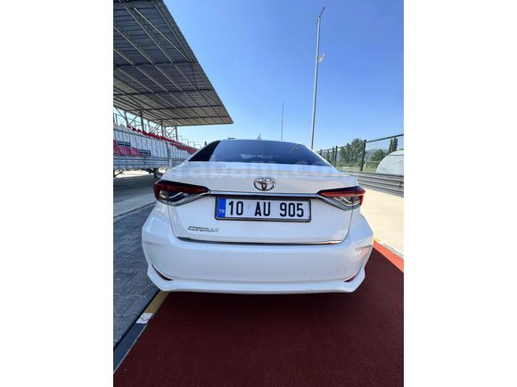 Sahibinden Toyota Corolla 1.5 Dream 2021 Model 
