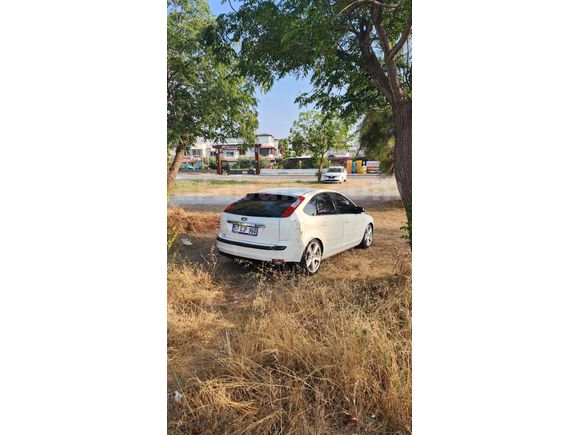 Sahibinden Ford Focus 1.6 TDCi Ghia 2006 Model