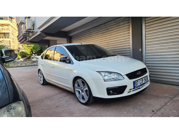 Sahibinden Ford Focus 1.6 TDCi Ghia 2006 Model