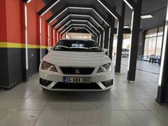 Sahibinden Seat Leon 1.6 TDI Style 2017 Model  223.000 km Beyaz