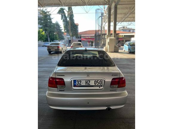 Sahibinden Honda Civic 1.6 i ES 2000 Model Isparta