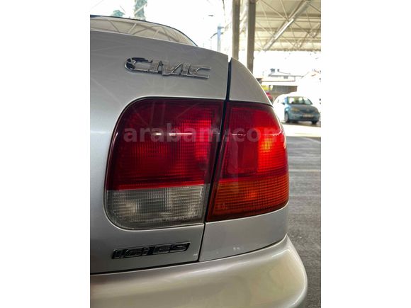 Sahibinden Honda Civic 1.6 i ES 2000 Model Isparta