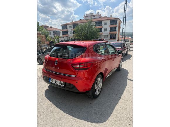 Sahibinden Renault Clio 1.2 Touch 2012 Model Kırıkkale 76.000 km Kırmızı