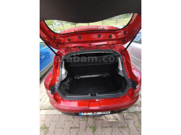 Sahibinden Renault Clio 1.2 Touch 2012 Model Kırıkkale 76.000 km Kırmızı