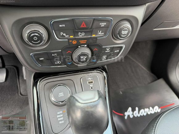"Adarsa" 2019 Jeep Compass 1.4 Limited Cam Tavan Boyasız 90 Km