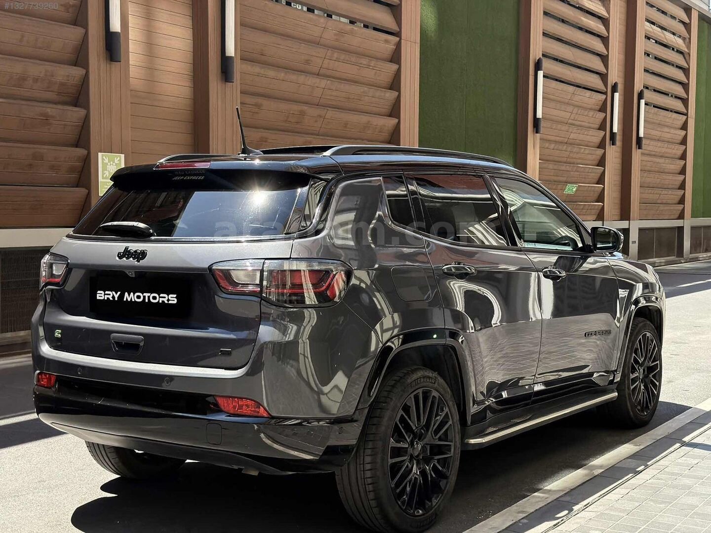 Galeriden Jeep Compass 1.5 Hybrid S Limited 2023 Model İstanbul 58.000 km Gri 5