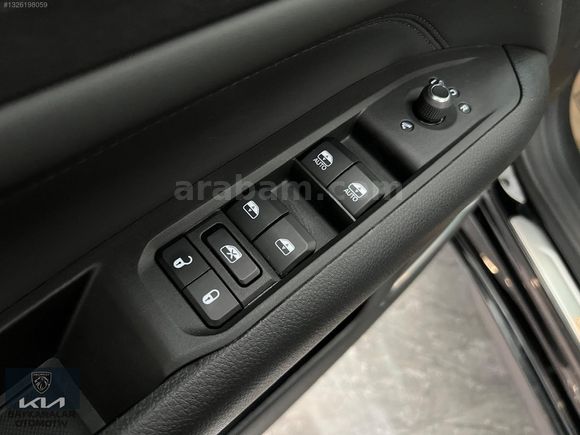 PEUGEOT BAYKARALAR 2025 COMPASS 1.5 e-HYBRİD SUMMİT 4X2 130HP