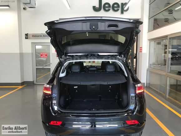 ENRİKO ALİBERTİ'den Compass 1.5 e-Hybrid Summit 4x2