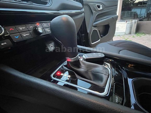 TURQ OTOMOTİV 2025 COMPASS 1.5 e-HYBRİD SUMMİT 4X2 130 HP