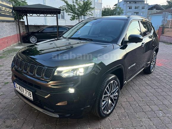 TURQ OTOMOTİV 2025 COMPASS 1.5 e-HYBRİD SUMMİT 4X2 130 HP
