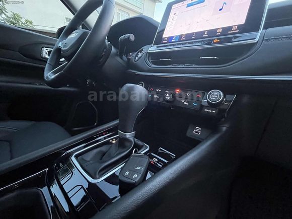 TURQ OTOMOTİV 2025 COMPASS 1.5 e-HYBRİD SUMMİT 4X2 130 HP